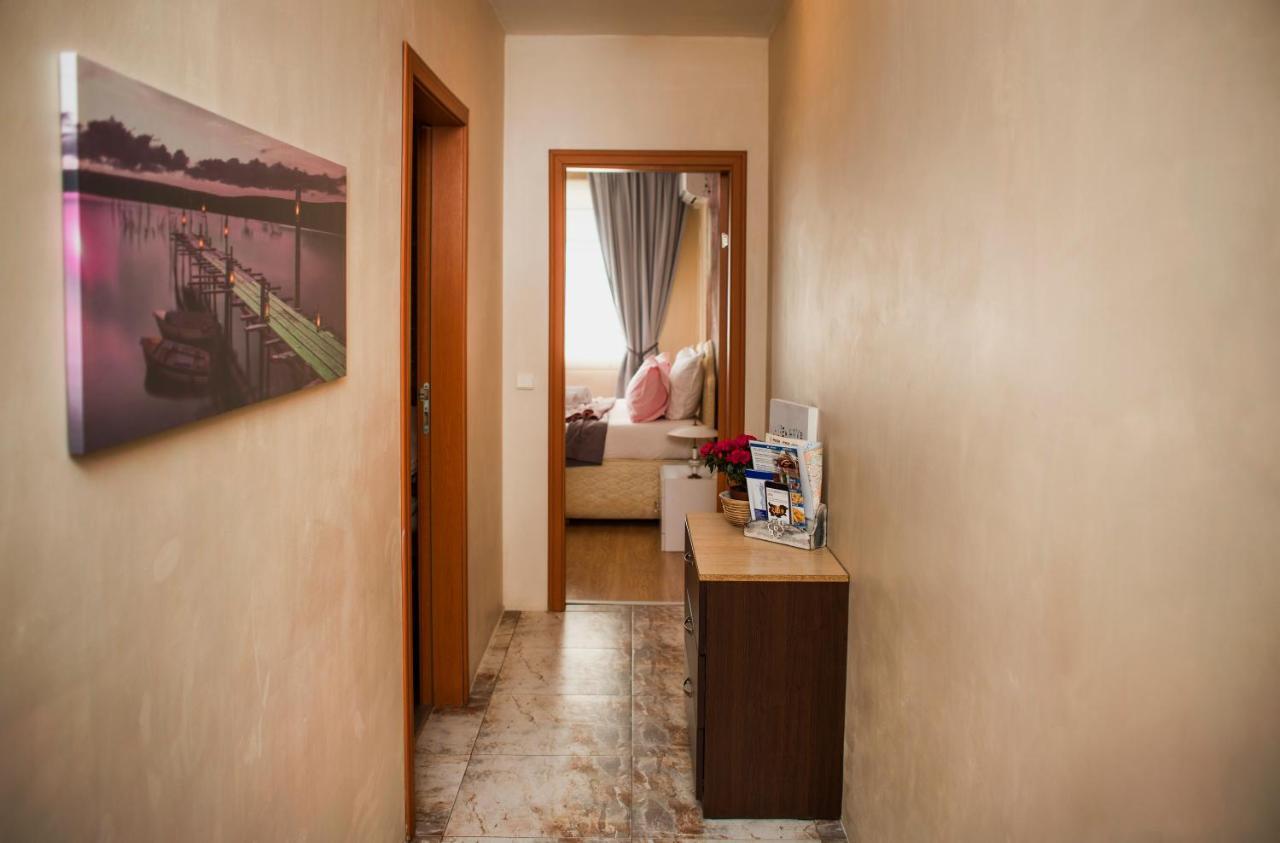 Lucky 7 - Comfort,Clean ,Cosy Apartment ルセ エクステリア 写真
