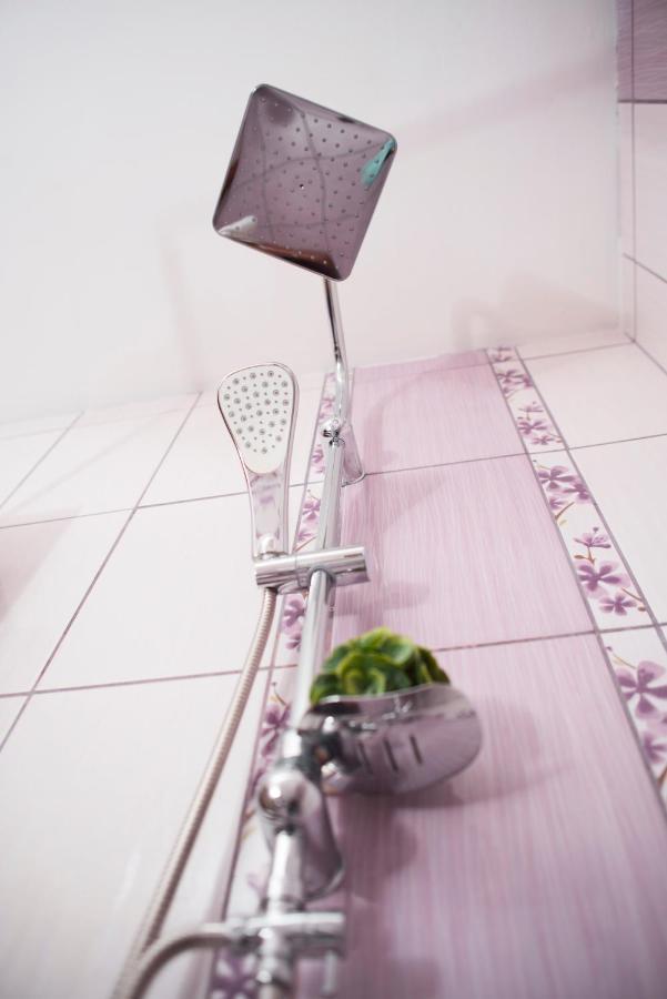 Lucky 7 - Comfort,Clean ,Cosy Apartment ルセ エクステリア 写真